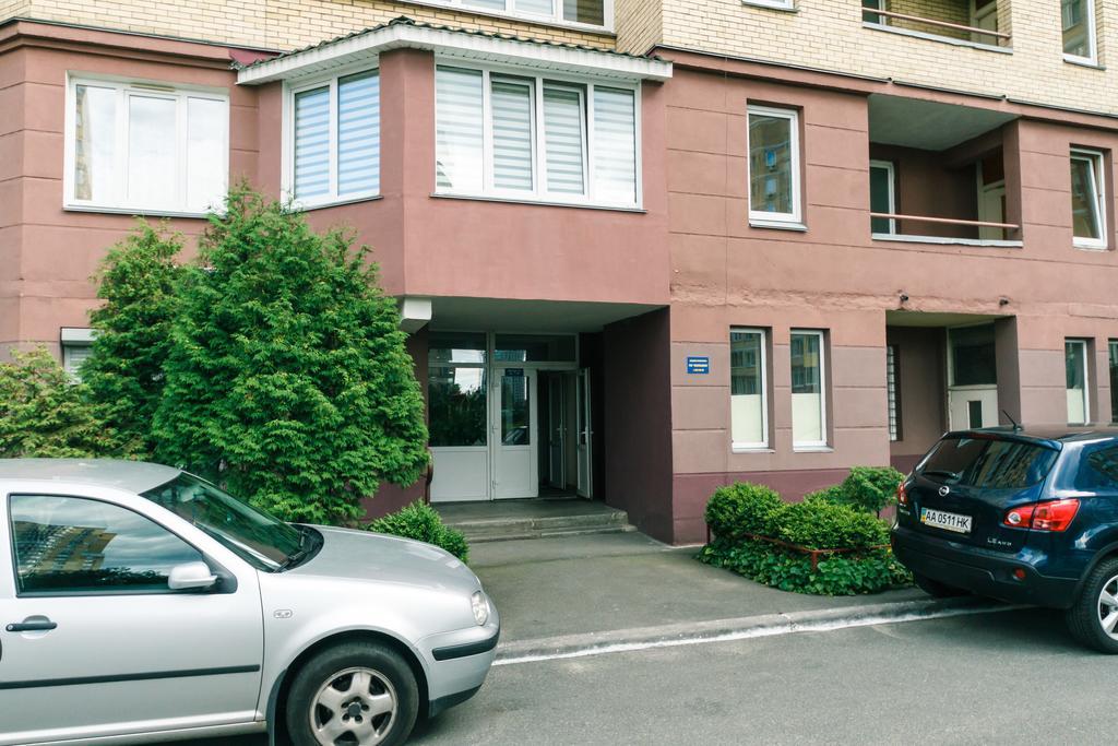 Two-Storey Apartment Near Iec Kiev Ngoại thất bức ảnh